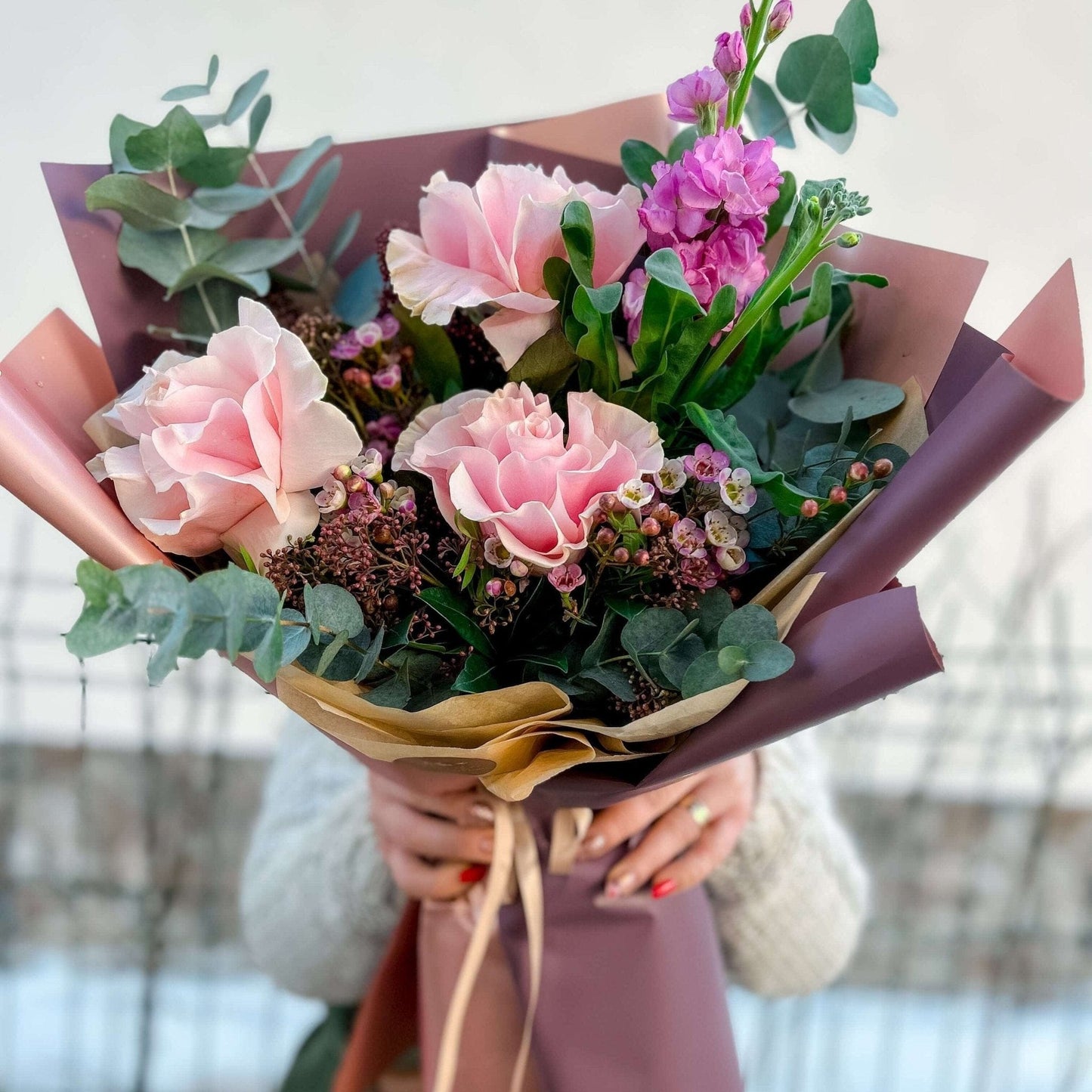 Floraria Desiree aranjament_floral Buchet >Las loc de “Buna ziua!”<