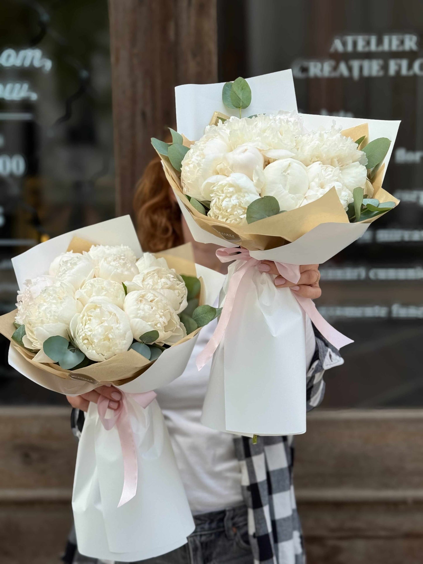 Floraria Desiree Buchet 11 Bujori Mother’s Choice