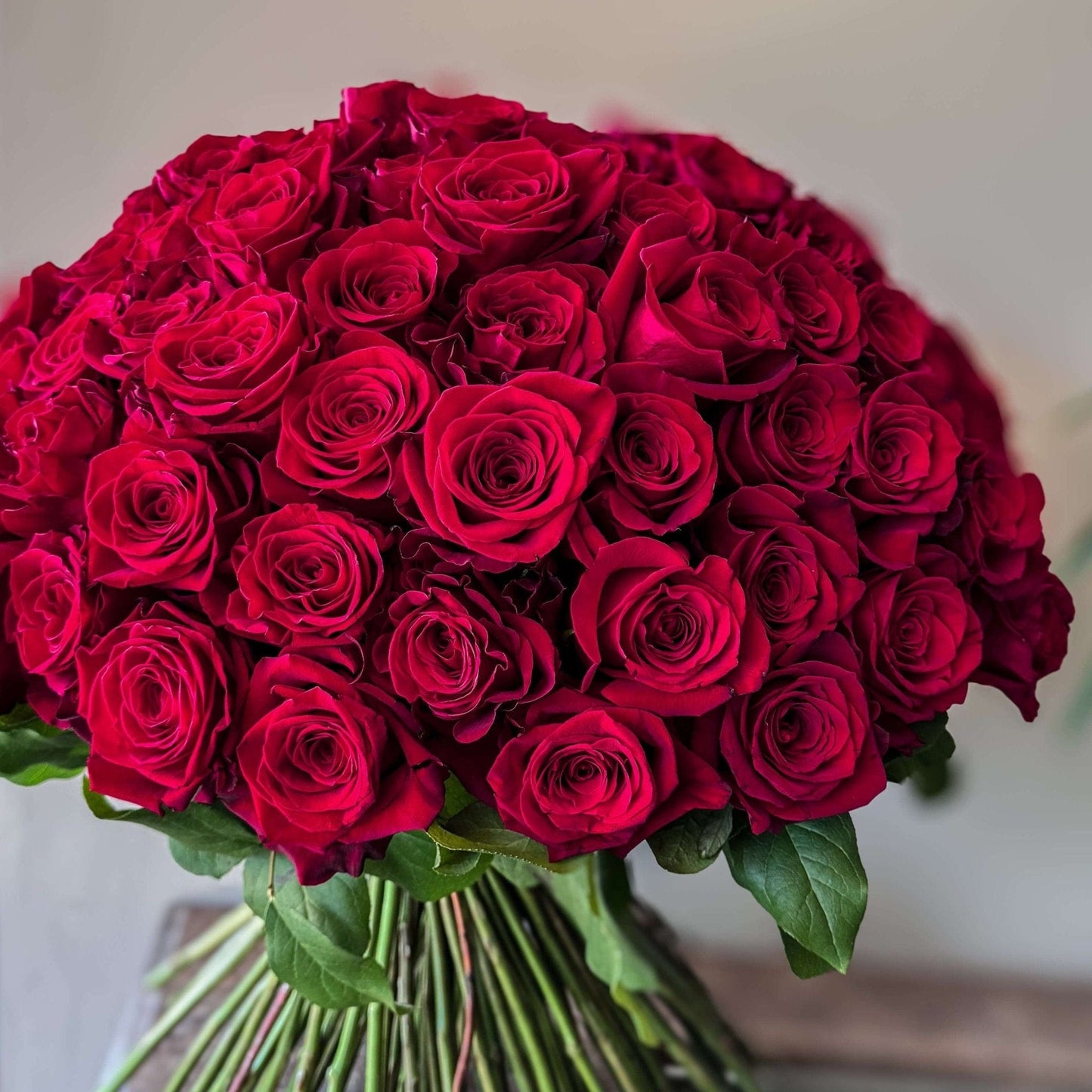 Floraria Desiree buchet_trandafiri Buchet Cucereste-o