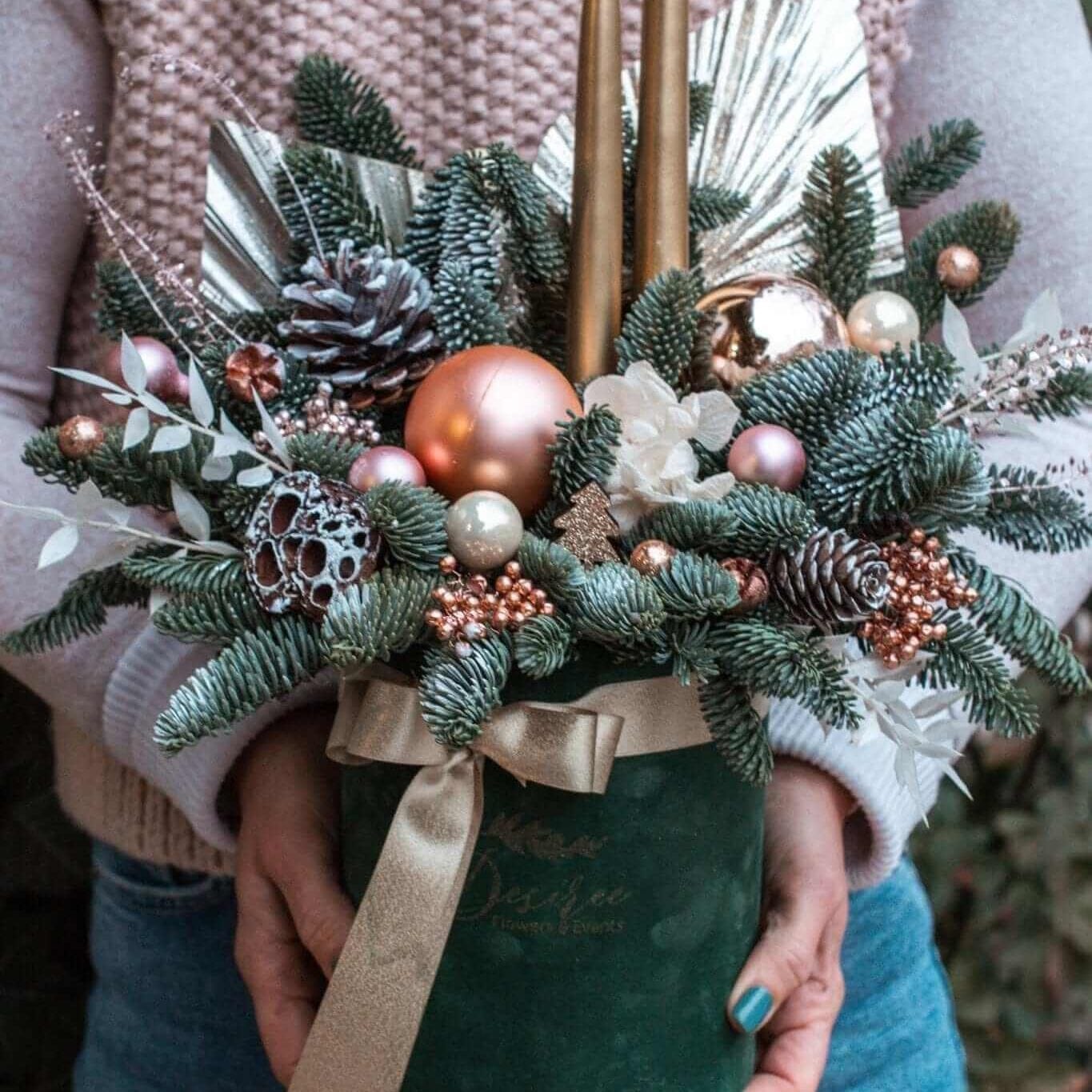 Desiree FlowerShop Aranjament Craciun Aranjament Catifea Smarald