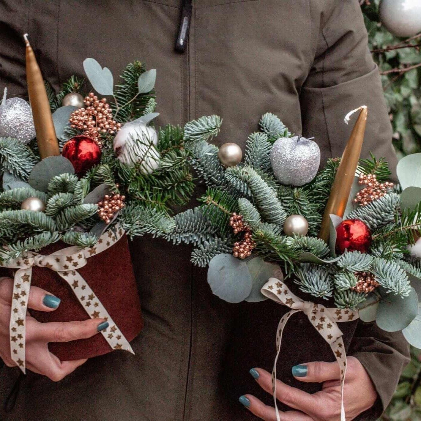 Desiree FlowerShop Aranjament Craciun Aranjament pentru Scoala