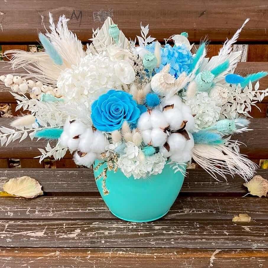 Desiree FlowerShop aranjament_floral Aranjament flori conservate