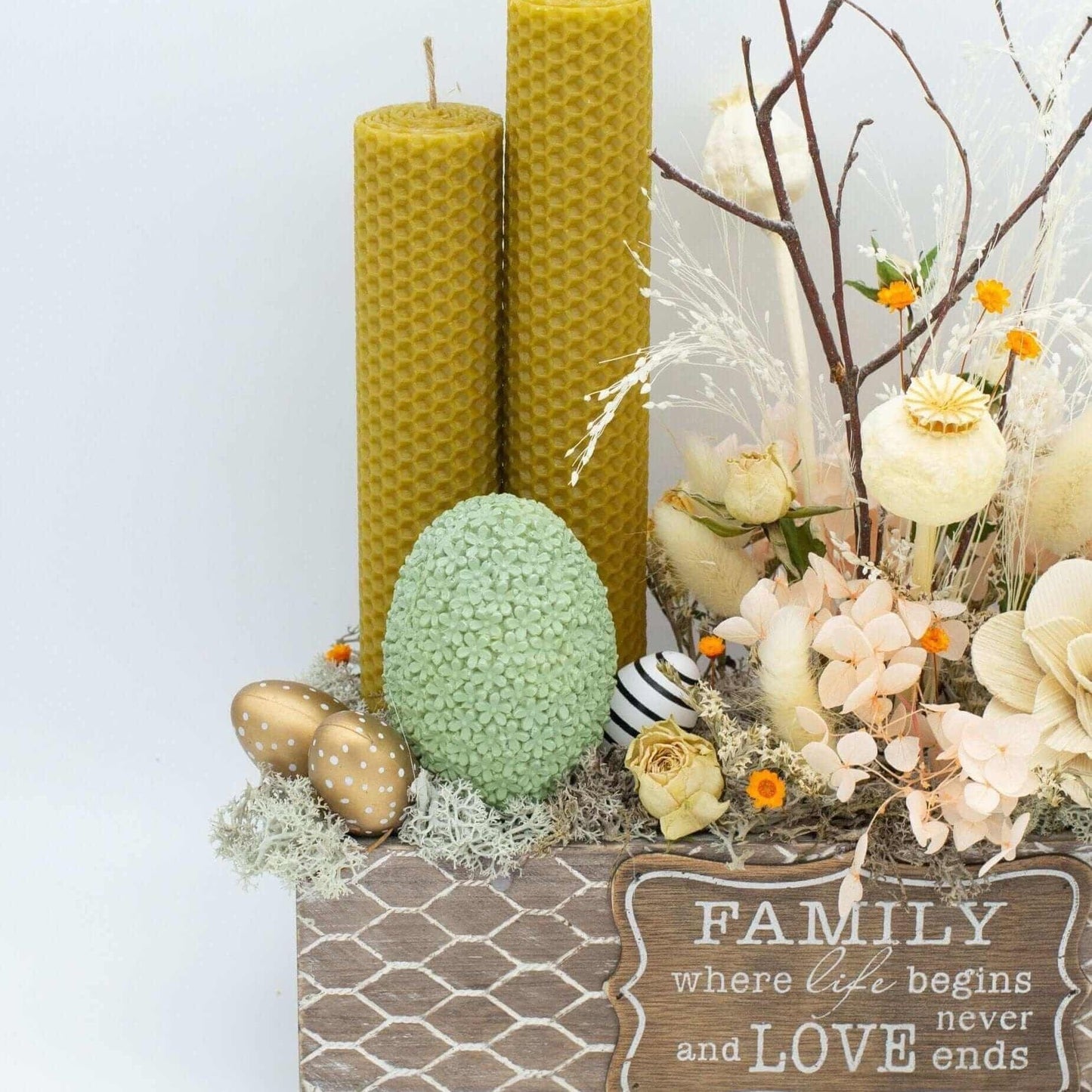 Desiree FlowerShop Aranjament Paste Aranjament de Paste cu lumanari din ceara