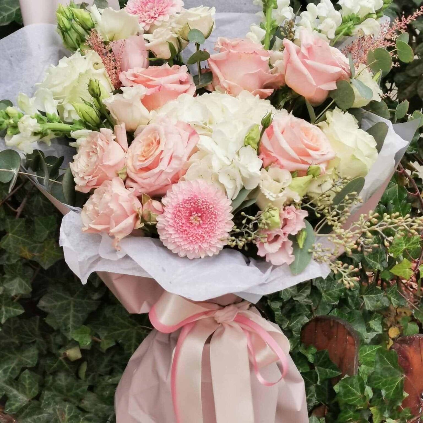 Desiree FlowerShop Buchet pastel “Respect”