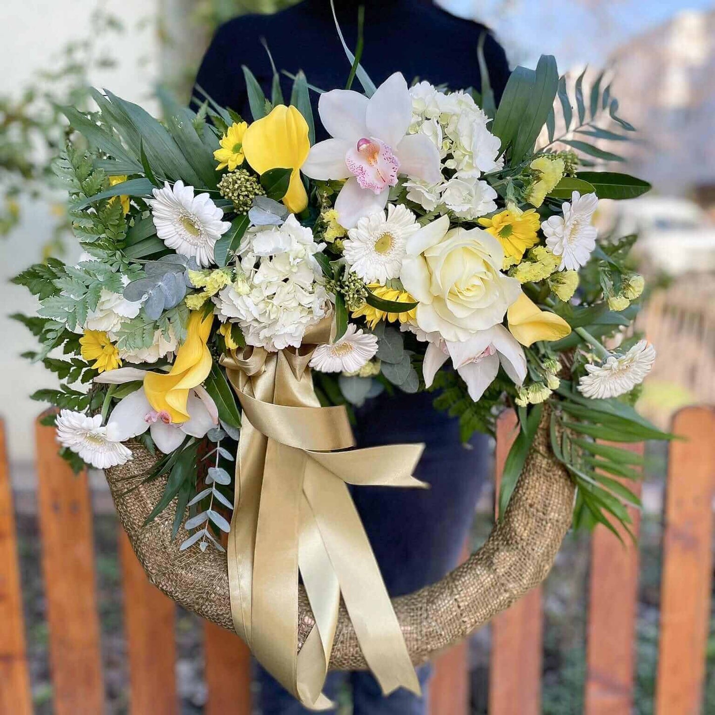 Floraria Desiree Coroana_funerara Coroana Funerara Alegerea Designerului