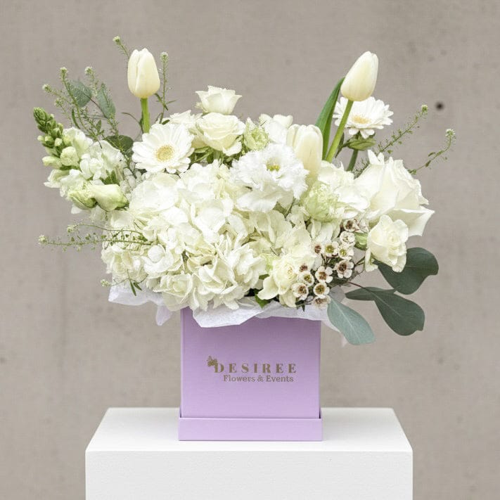 Aranjament floral Ivory Grace