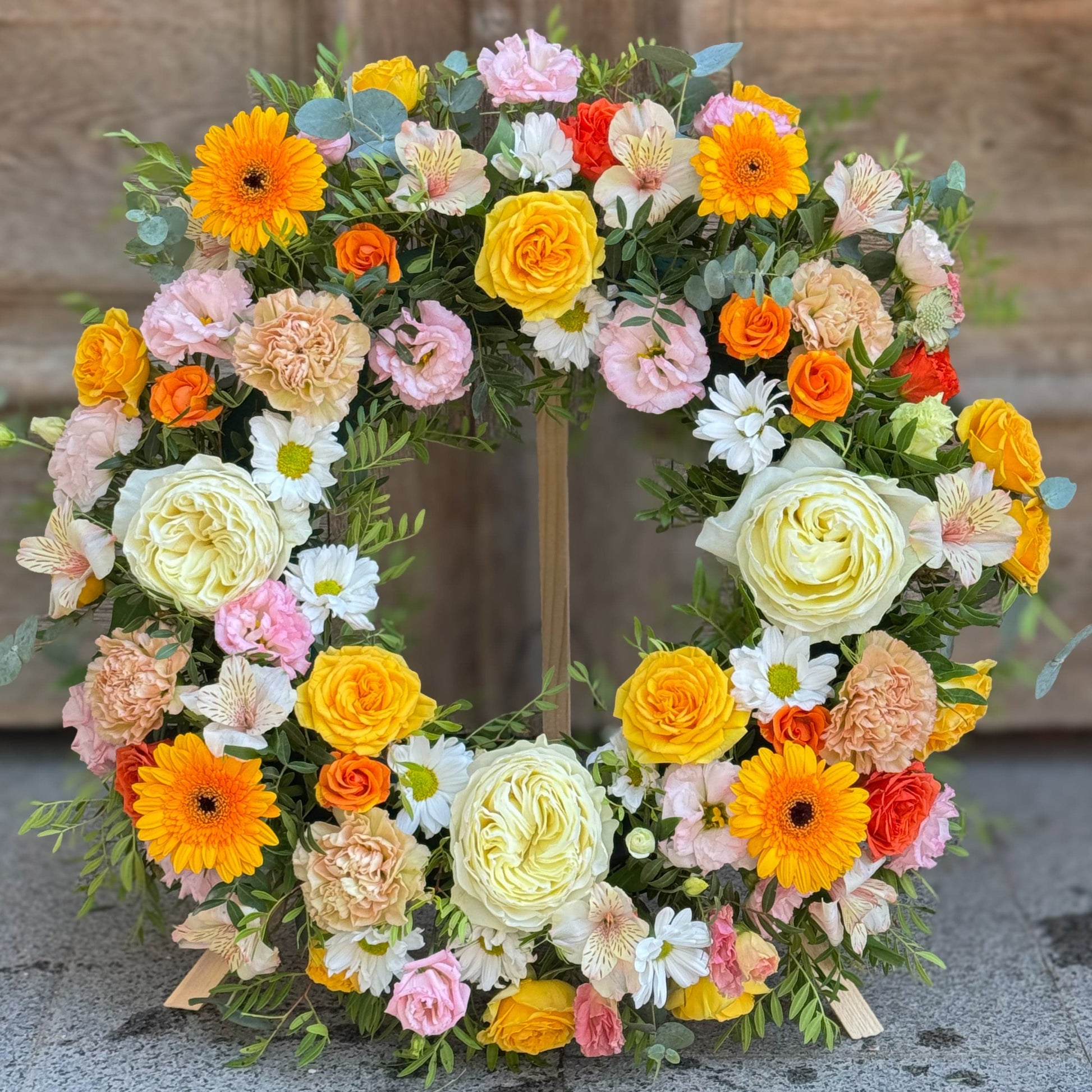 Desiree FlowerShop Coroana_funerara Coroana funerara Prieten Drag