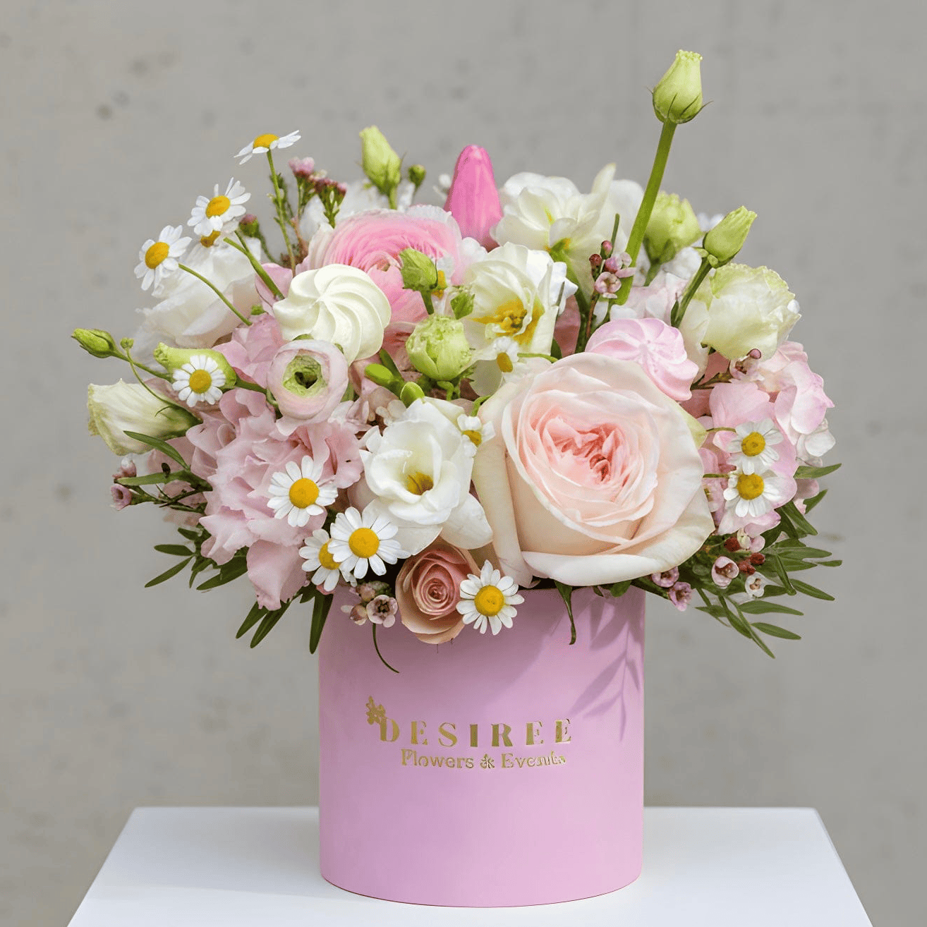 Floraria Desiree aranjament floral Aranjament Floral Sweet Daisy & Rose în Cutie