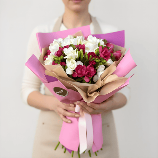 Floraria Desiree aranjament_floral Buchet frezii colorate