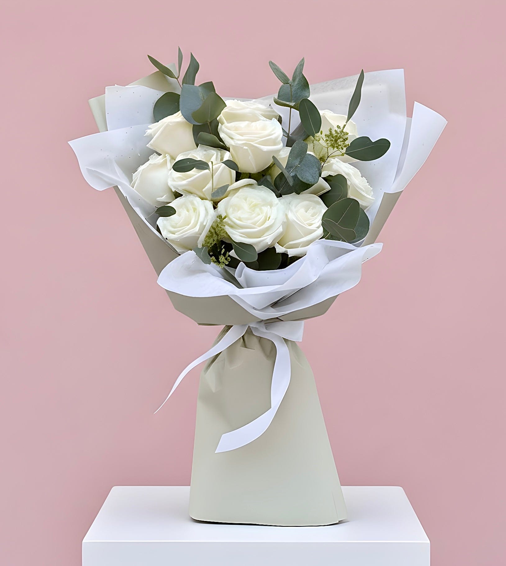 Floraria Desiree buchet _flori Buchet Trandafiri Albi Pure Elegance