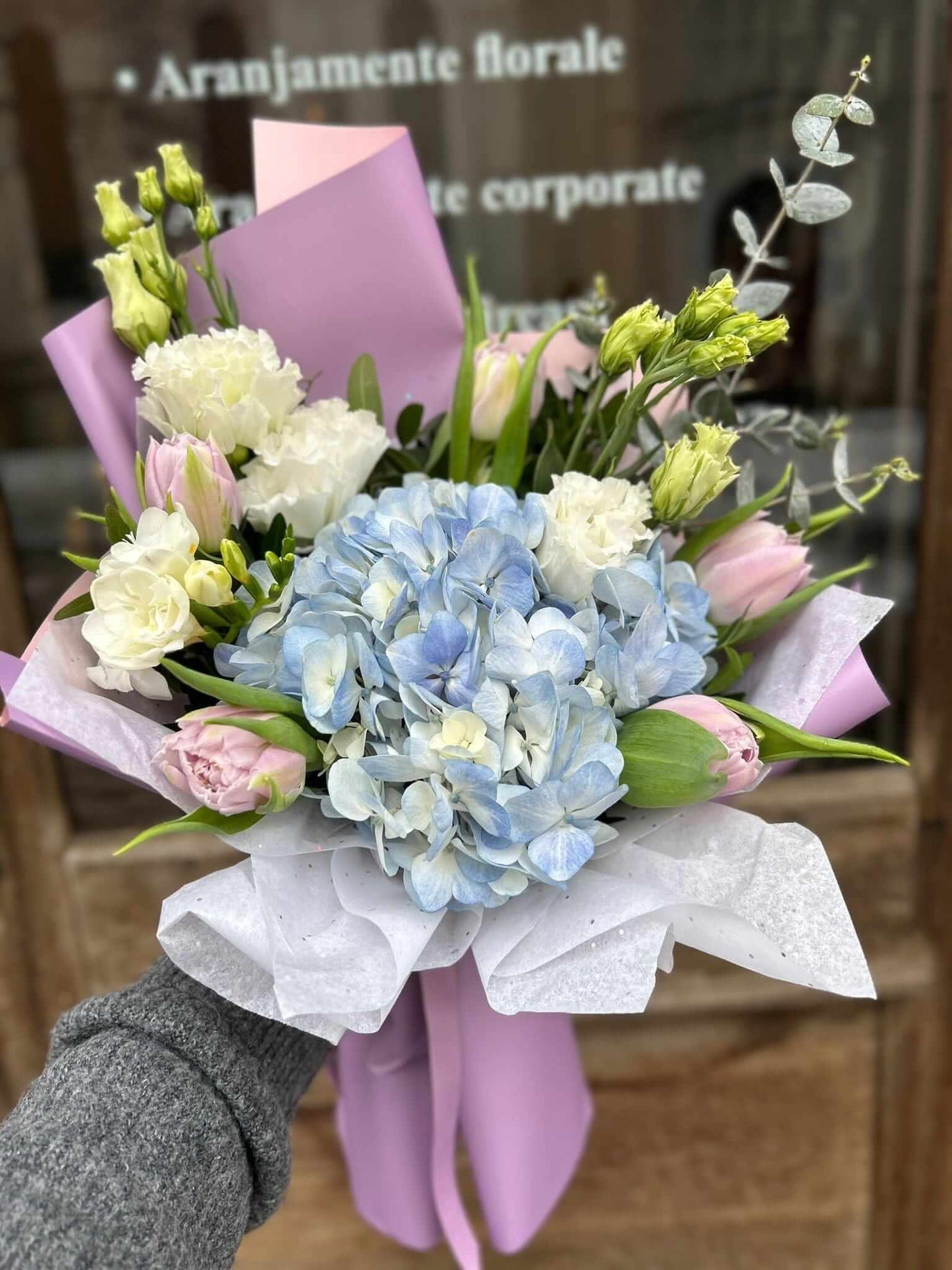 Floraria Desiree buchet_flori Buchet Lila&White