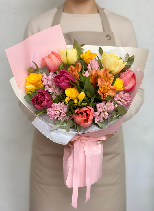 Floraria Desiree buchet zambile Buchet Magia Primăverii