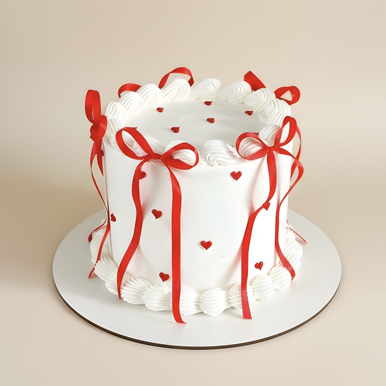 Floraria Desiree tort festiv Tort cu frișcă și fundițe 1 kg