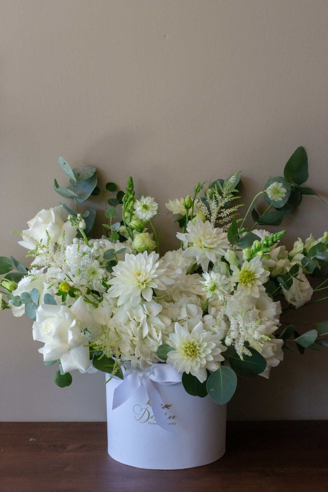 Aranjament floral Pure White - DesireeFlowerShop
