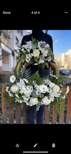 Coroana funerara Eleganta asimetrica - Desiree FlowerShop