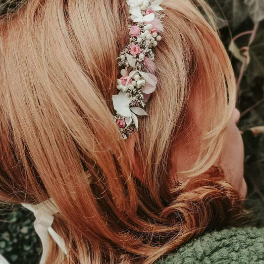 Coronita nunta flori conservate — coroniță florală purtată în păr