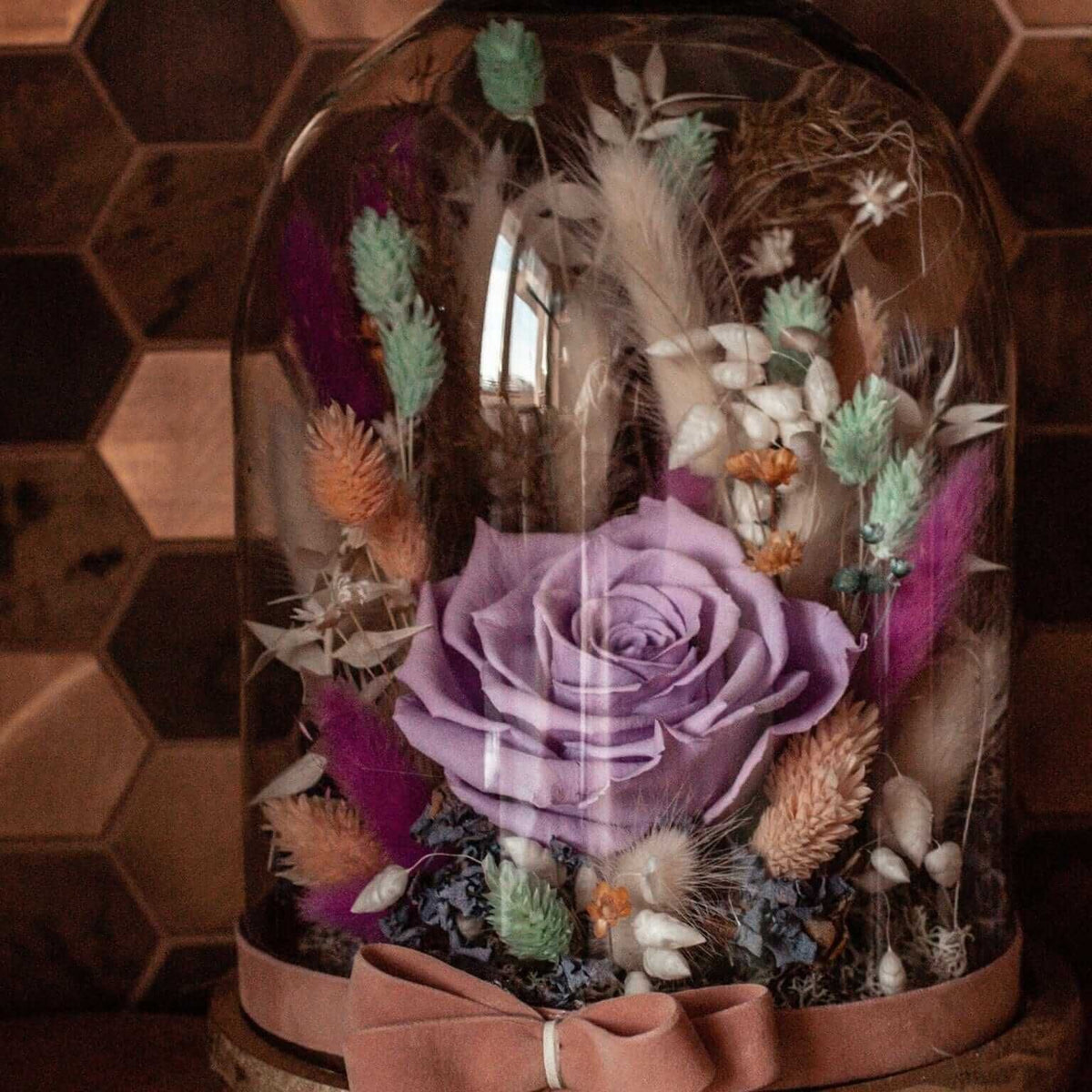 Cupola Desiree Lila — cupolă cu trandafir lila și decor vegetal