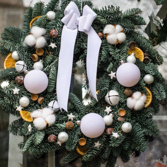 Desiree FlowerShop Aranjament Craciun Coronita White Christmas