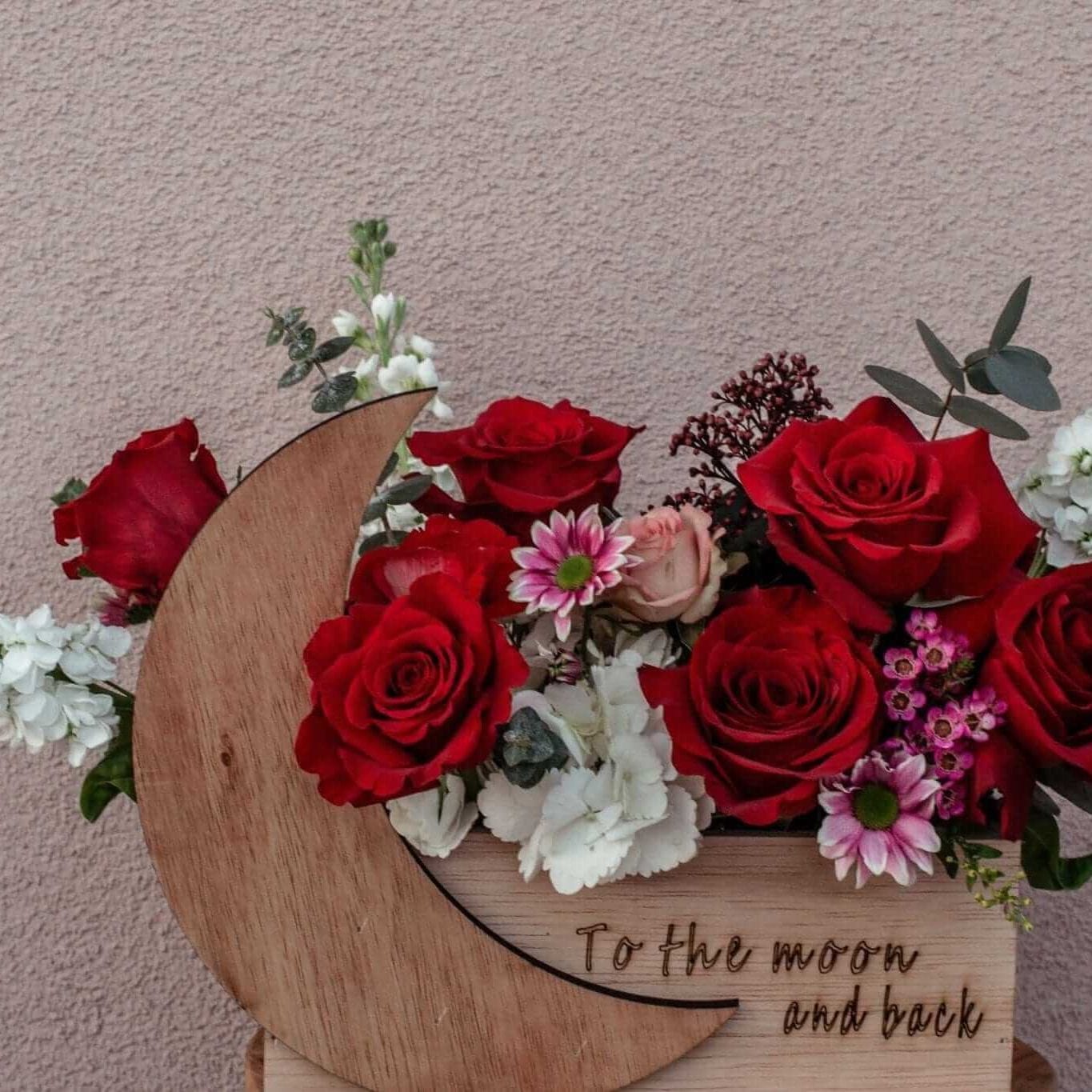 Desiree FlowerShop aranjament_floral Aranjament floral "To the moon and back"