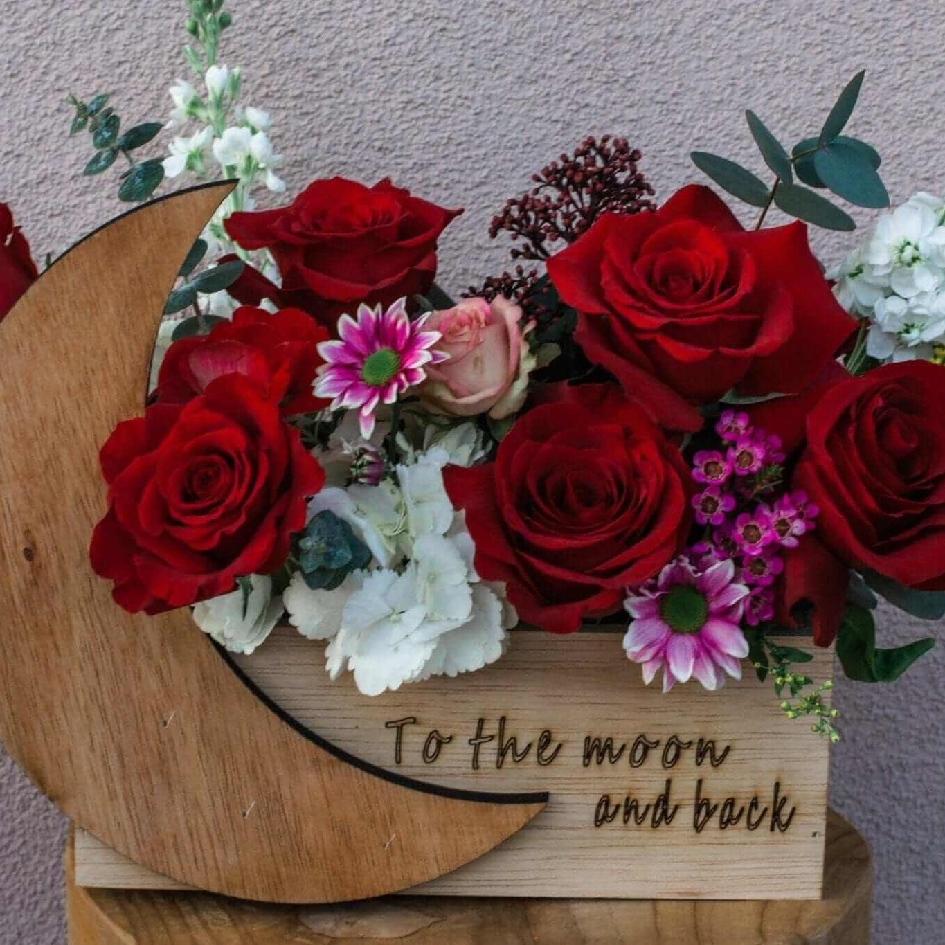Desiree FlowerShop aranjament_floral Aranjament floral "To the moon and back"