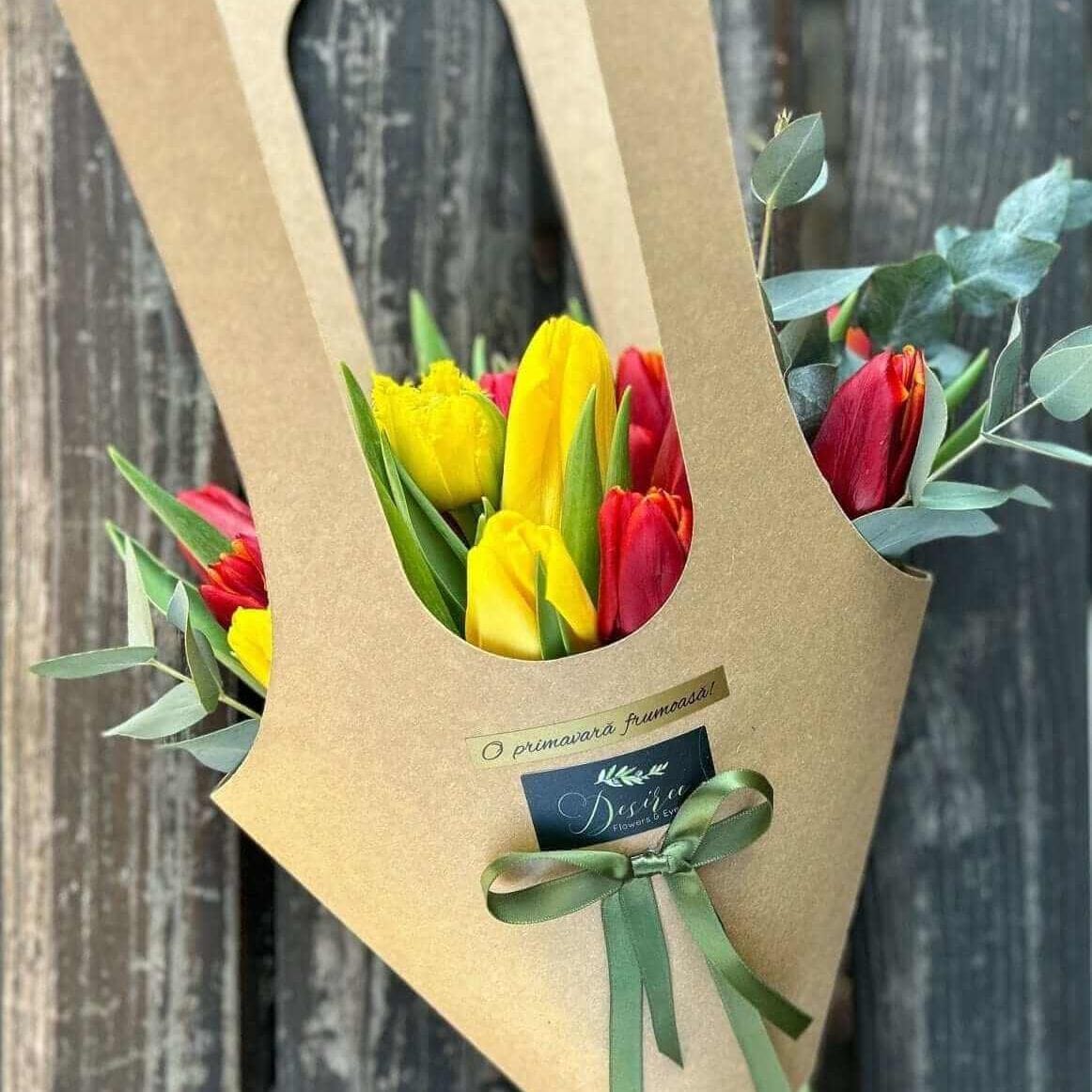 Desiree FlowerShop buchet_flori Buchet- sacosa cu lalele